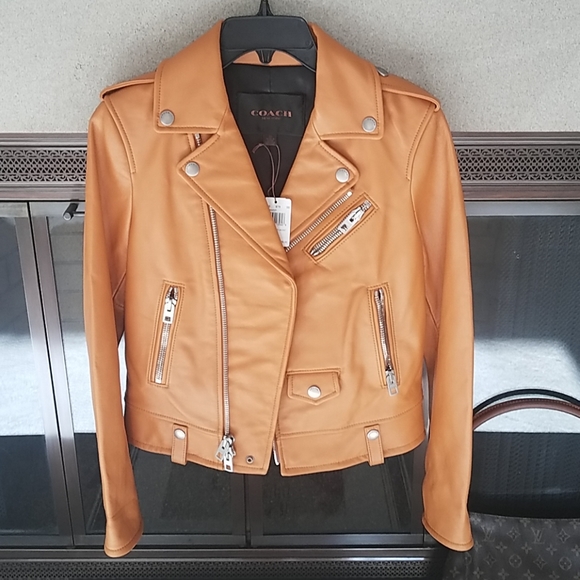 Gorgeous Sport Boutique Coach - Leather Moto Jacket with Silver Hardware❣️❣️❣️ - Picture 2 of 10